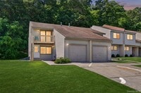 Building Photo - 202 Concord Ln