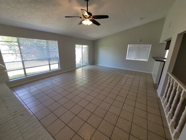 Building Photo - 9914 Towne Brook Ln