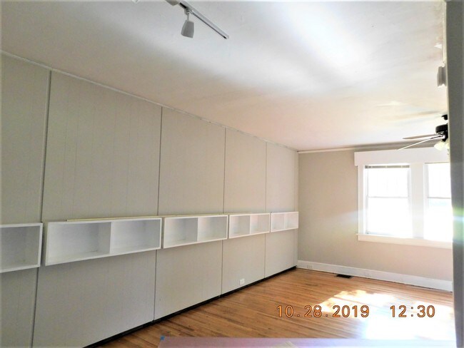 Building Photo - 3817 Alston Rd