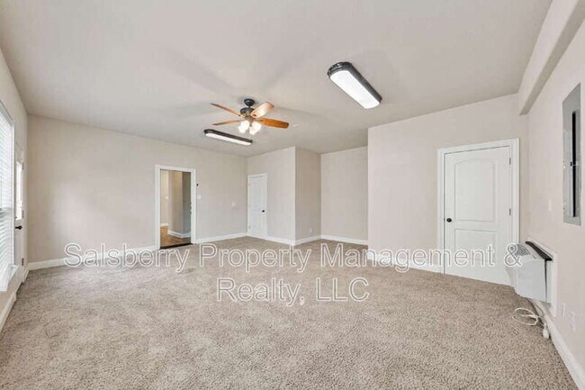 Building Photo - 4904 Ridglea Hills Ct