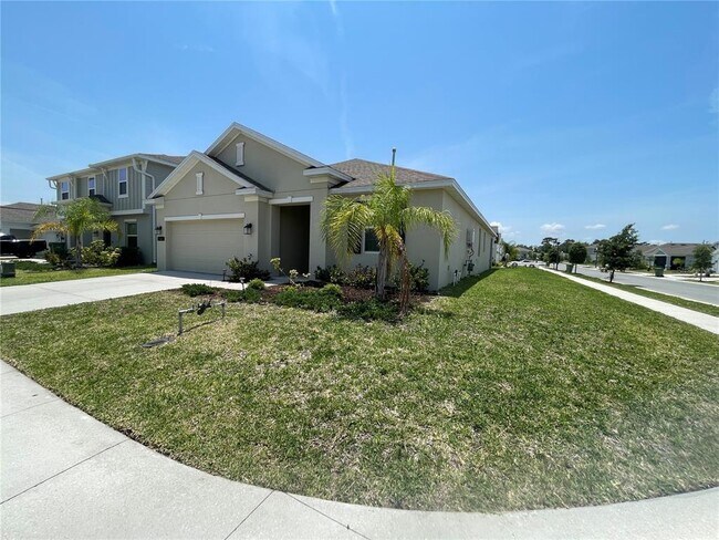 Building Photo - 33611 Sky Blossom Cir