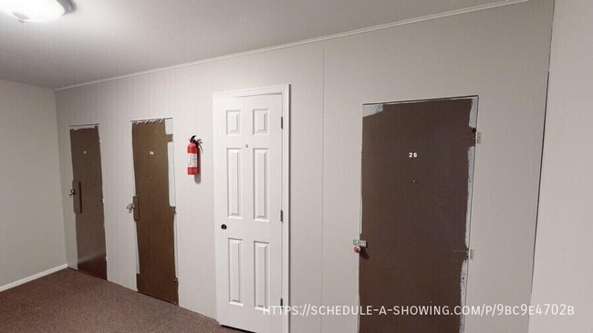 Building Photo - 403 E Park St