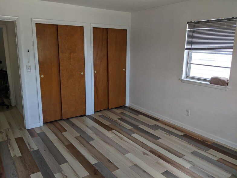 Building Photo - 2319 Cherry Hills Dr