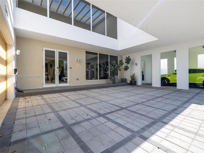 Building Photo - 7451 NW 103rd Ct