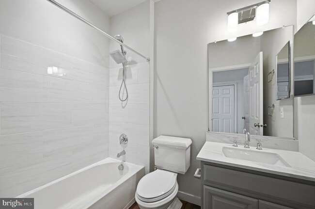 Building Photo - 24267 Purple Finch Dr