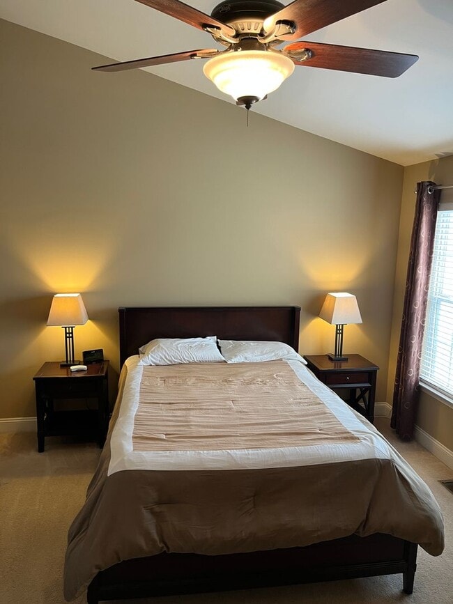 Building Photo - 3BR Townhome in Abingdon: Deck, Assigned Parking, Pool, Gym + W/D