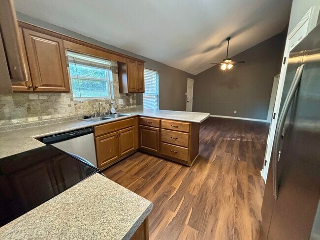 Building Photo - 2714 Fair Oak Ct