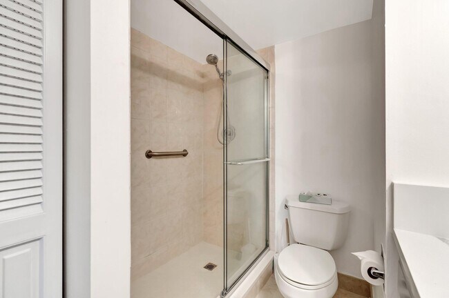 Building Photo - 4049 Wolverton C