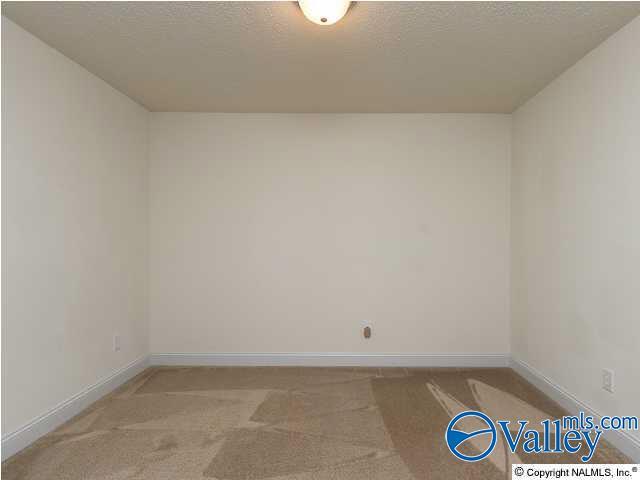 Building Photo - 212 Crab Orchard Dr