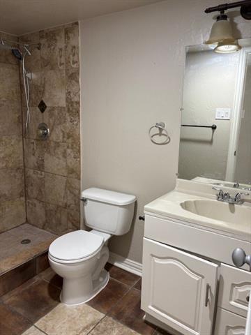 Building Photo - 558 Ridgemont Dr