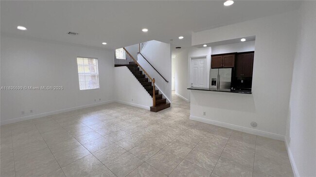 Building Photo - 3151 SW 47th St