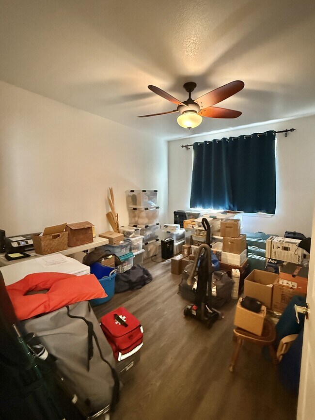 Building Photo - 3002 W Elizabeth St