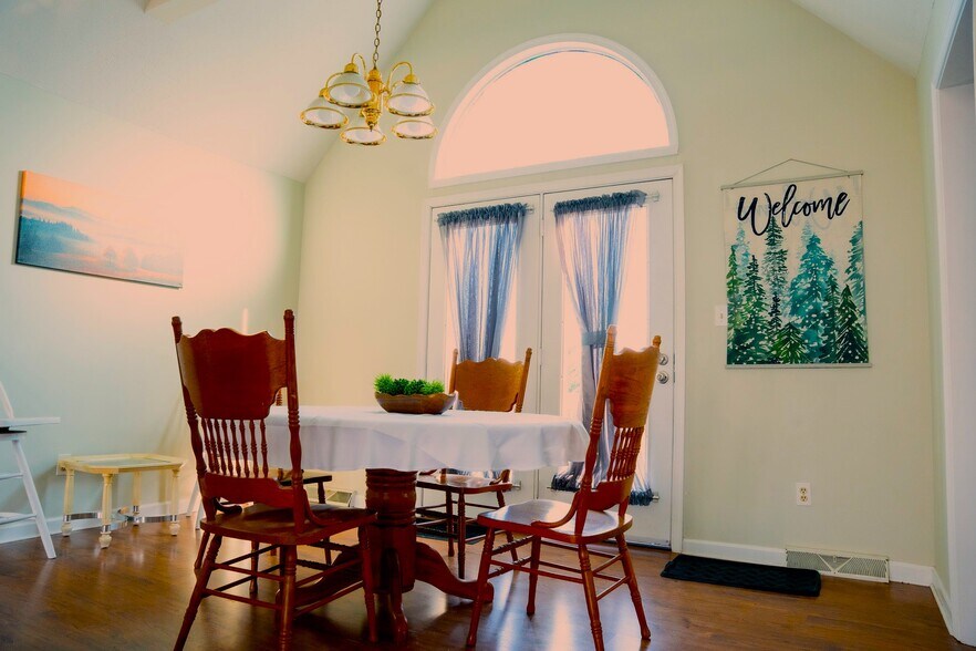 Building Photo - 2368 Bateman Bridge Rd