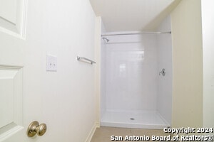 Building Photo - 827 Florida St