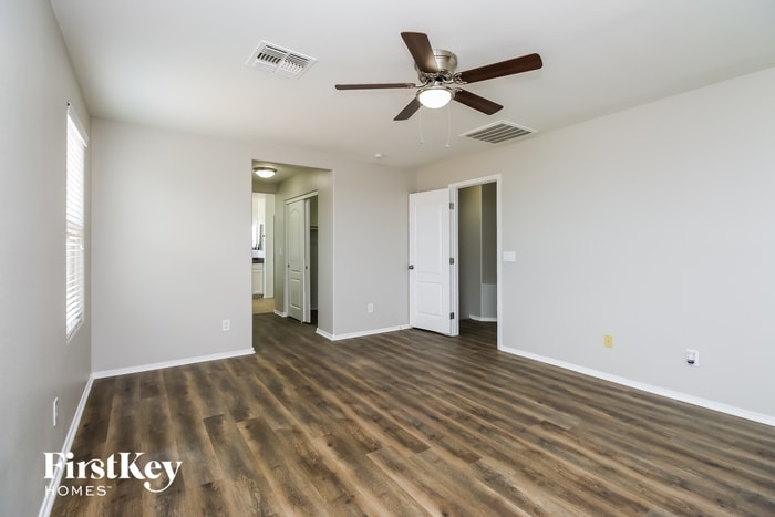 Building Photo - 1137 Leslie Cir