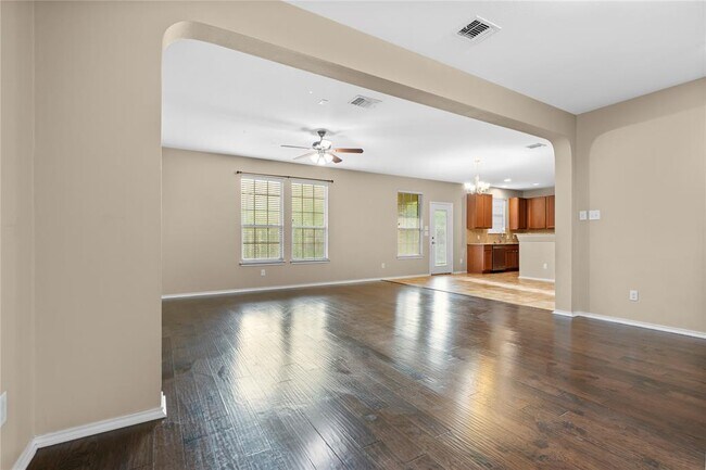 Building Photo - 14308 Lake Victor Dr