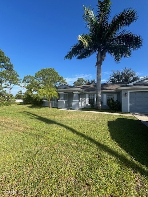 Primary Photo - 1029 NE 35th Ln
