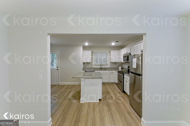 Building Photo - 237 Western Red Cedar Dr