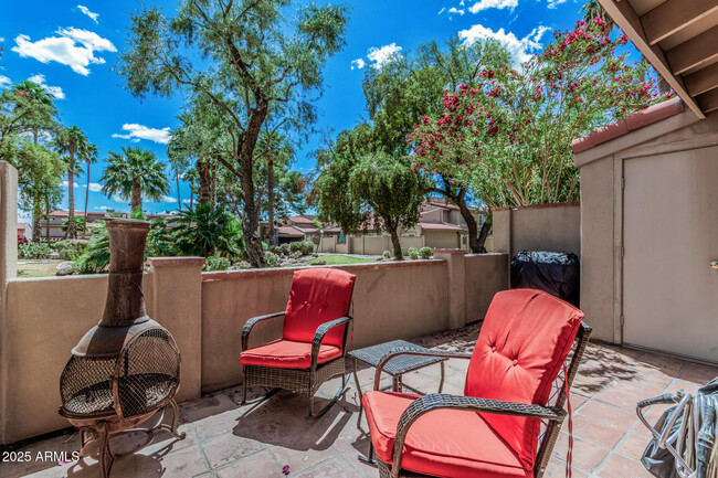 Building Photo - 7921 E San Miguel Ave