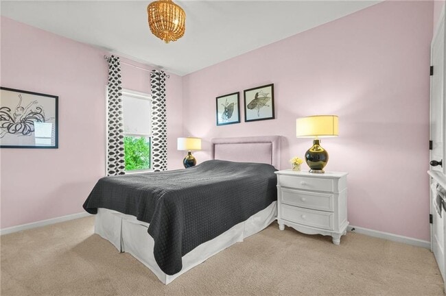 Building Photo - 705 Pressing Dr