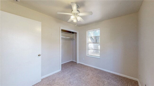 Building Photo - 1407 Lawyer St