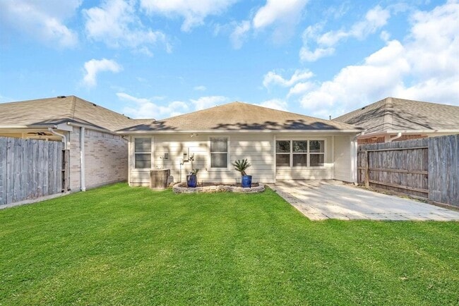 Building Photo - 17827 S White Tail Ct