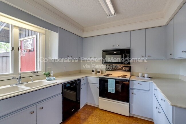 Building Photo - 66 Brown Pelican Dr