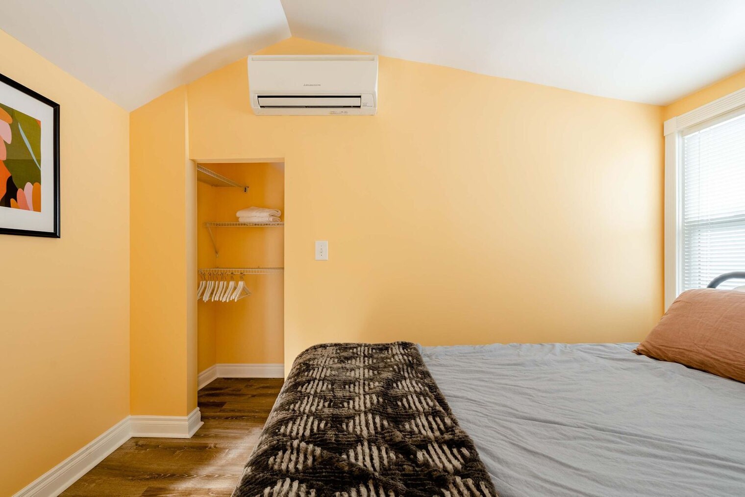 Building Photo - 4004 SE Division St