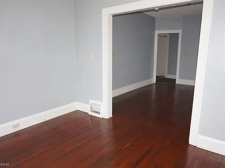 Building Photo - 3507 W 128th St