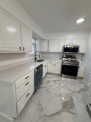 Building Photo - 2529 Rutgers Dr
