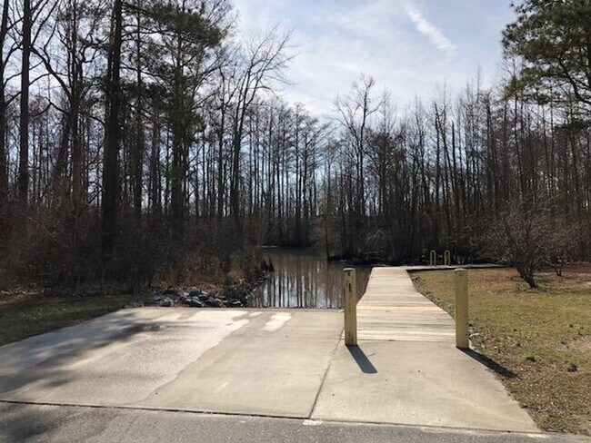 Building Photo - Beautiful 3 Bed/2.5 Bath located in Shingle Landing, Moyock NC