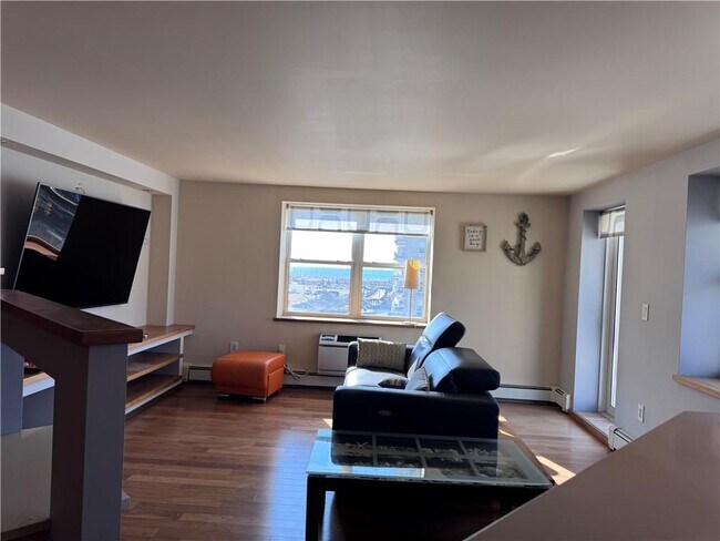 Building Photo - 7914 Rockaway Beach Blvd