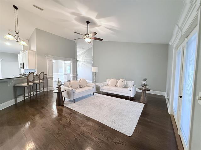 Building Photo - 69 Carousel Cir