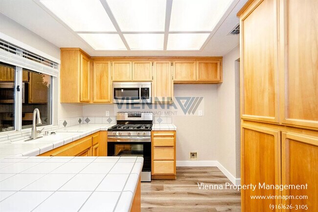 Building Photo - Single Story Rocklin Home