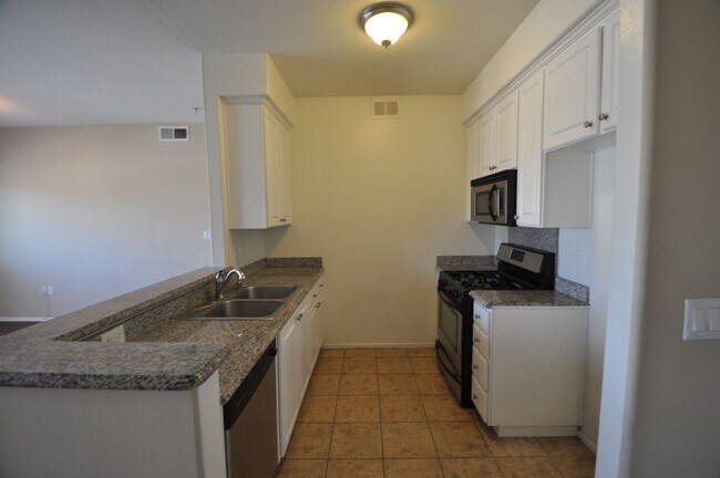 Building Photo - Bonner Casitas Apartments