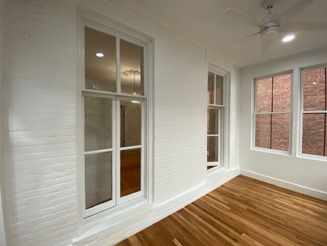 Building Photo - 233 Liberty St