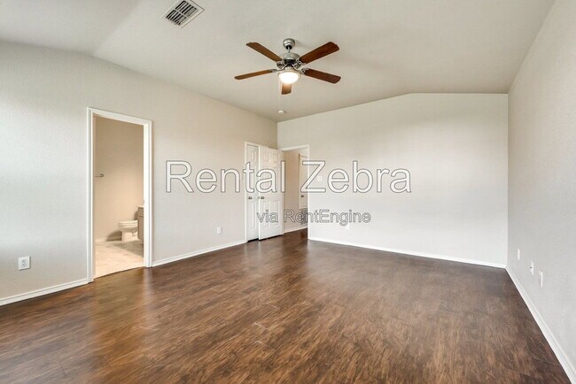 Building Photo - 752 Vista Verde Dr
