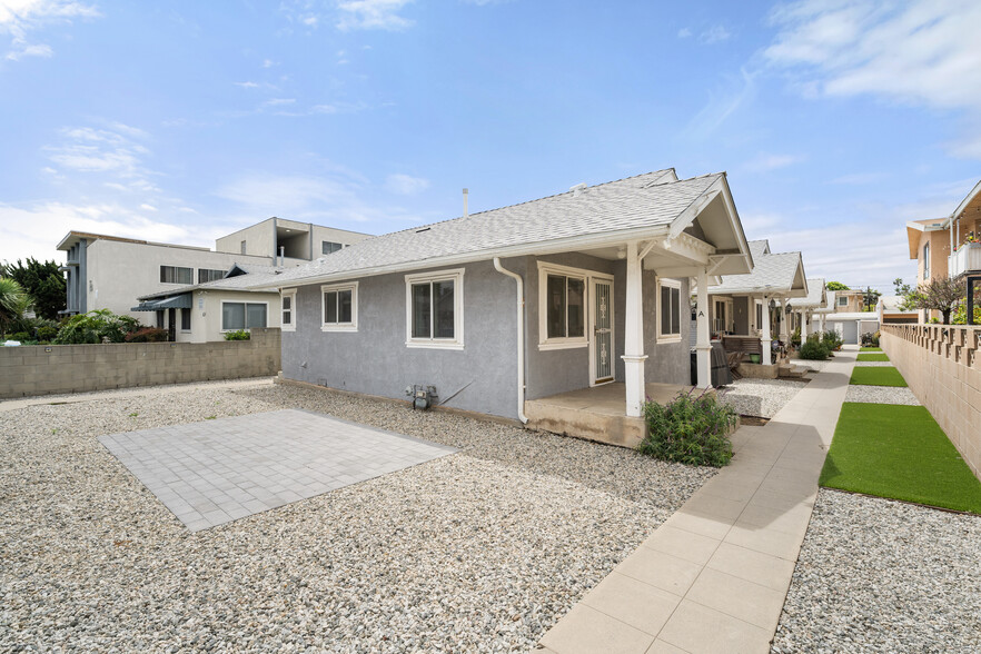 Yard - 615 S Grevillea Ave