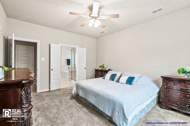 Building Photo - 2000 Plum Pk