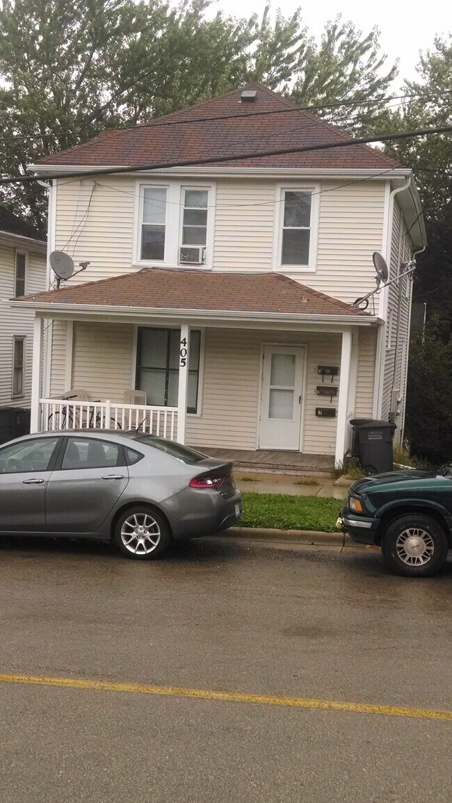 Building Photo - 405 S Page St