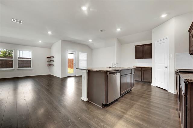 Building Photo - 2118 Brisbon St