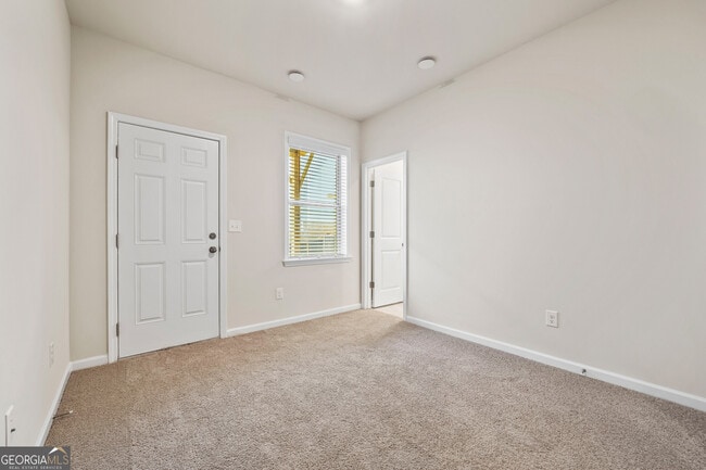 Building Photo - 135 Matson Run SW