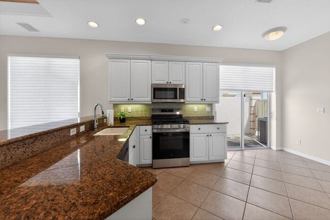 Building Photo - 118 Padova Way