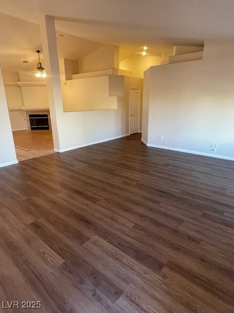 Building Photo - 9011 W Viking Rd