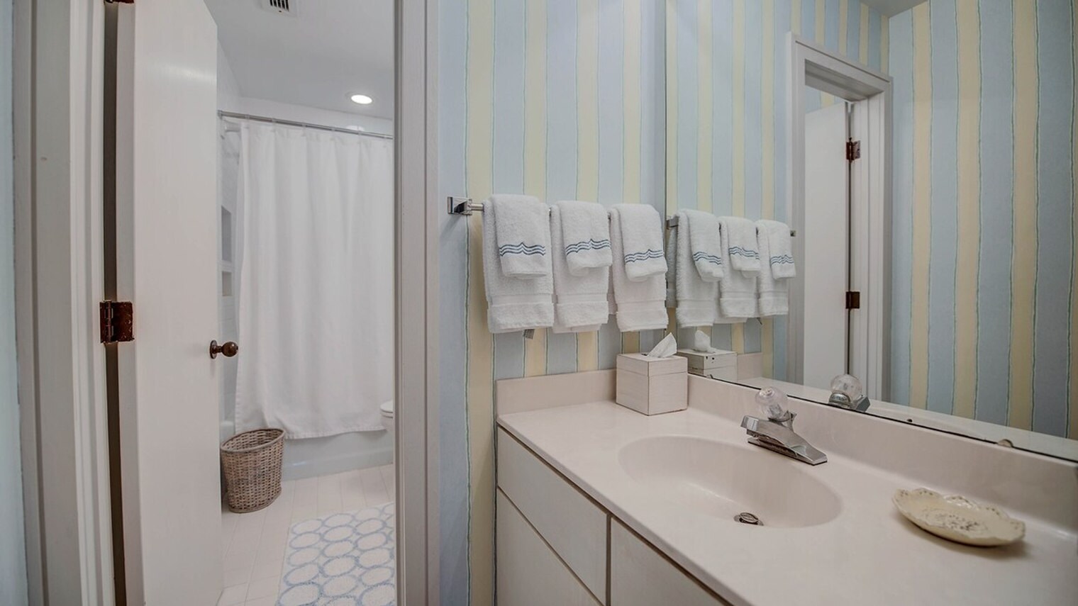 Building Photo - 1100 Debordieu Blvd