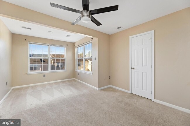 Building Photo - 3343 Cape May Ct