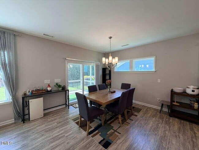 Building Photo - 2525 Elm Grant Dr