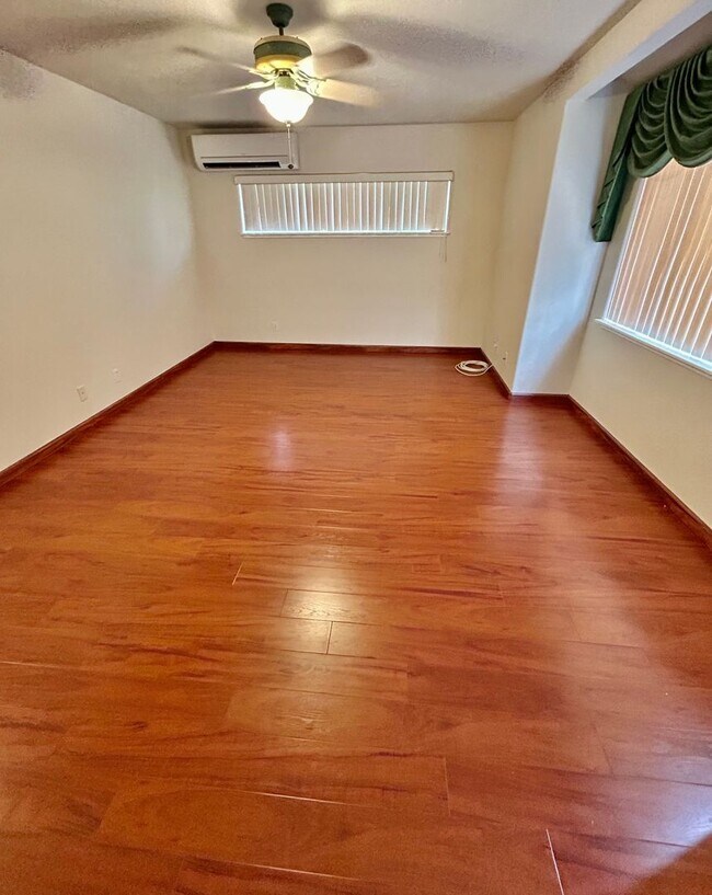 Building Photo - Available on 05/14/26, 2248 sq ft, 4 Bedrooms, 2.5 Baths, 2-car garage at Aeloa Subdivision in Ka...