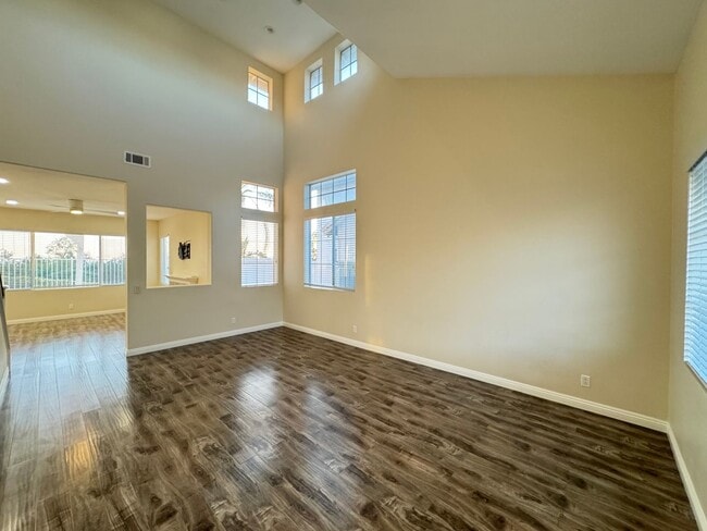 Building Photo - Immaculate 3Bd/2.5Ba Home in Foothill Ranch w/Community Pool, Water Softener and Amazing Location!