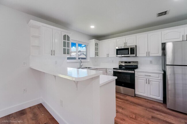 Building Photo - 1293 NW 38th St